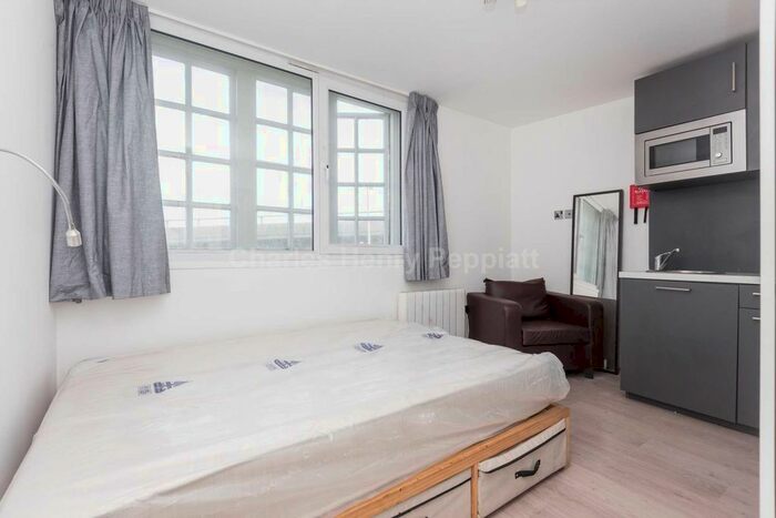 Studio To Rent In Tunnel Avenue, Greenwich SE10