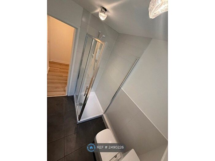 1 Bedroom Flat To Rent In Roby Road, Huyton, Liverpool, L36