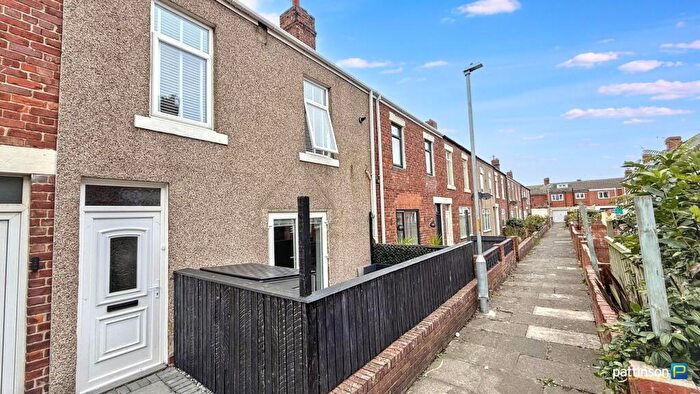 3 Bedroom Terraced House For Sale In King Street, Newbiggin-by-the-Sea, Northumberland, NE64