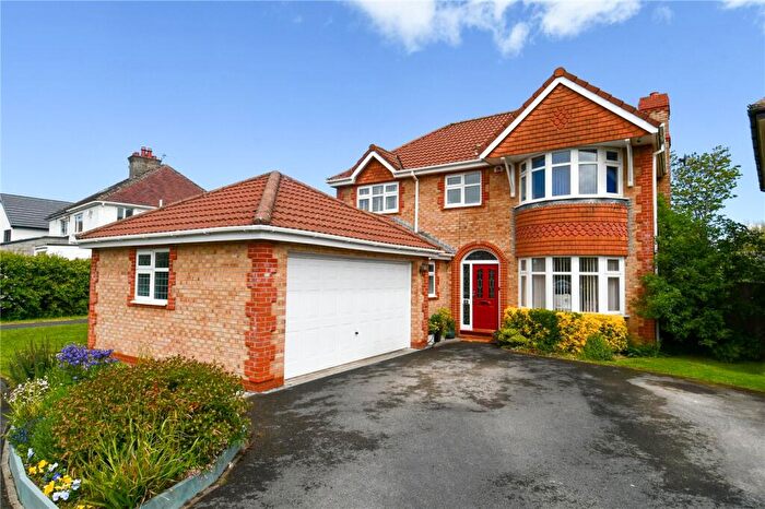 4 Bedroom Detached House For Sale In Glenham Close, Meols, Wirral, CH47