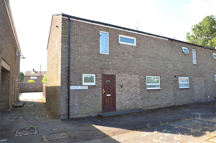 3 Bedroom Semi-Detached House To Rent In Dixon Walk, Corby, NN17