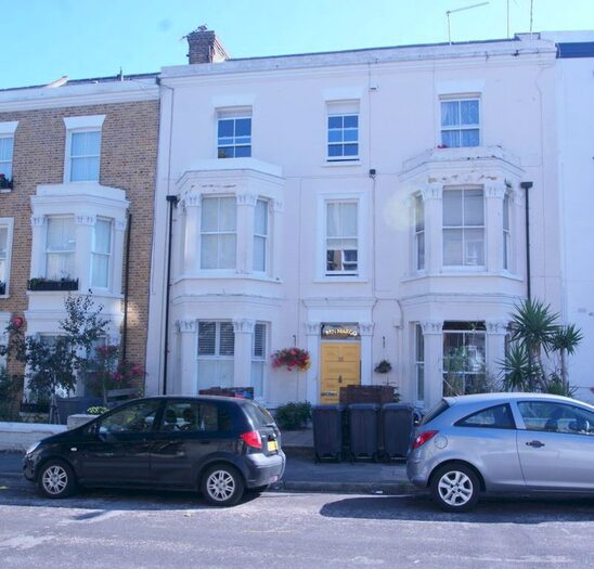 2 Bedroom Flat To Rent In Gordon Road, Cliftonville, CT9