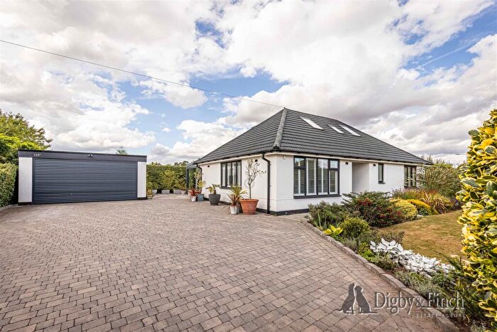2 Bedroom Detached Bungalow For Sale In Shelford Road, Radcliffe-On-Trent, Nottingham, NG12