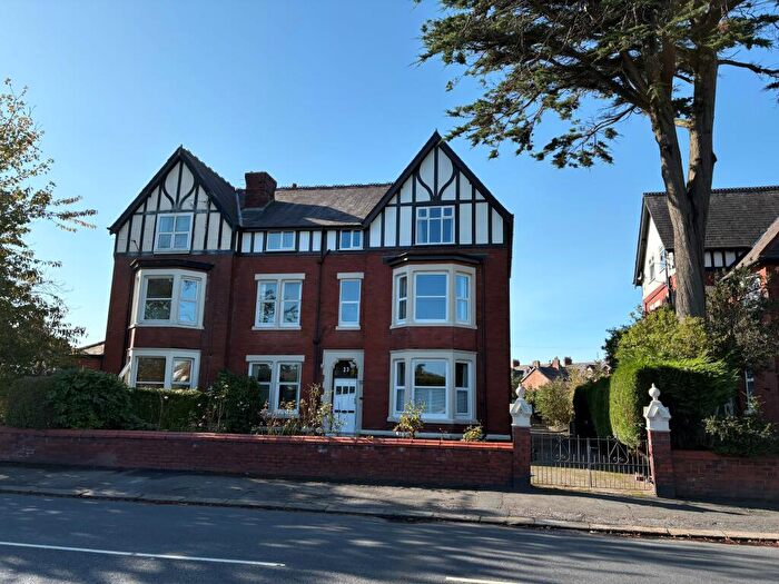 Apartment To Rent In Blackpool Road, Lytham St Annes, FY8