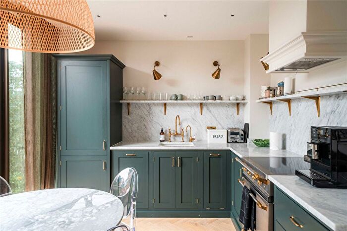 1 Bedroom Flat For Sale In Tottenham Mews, Fitzrovia, London, W1T