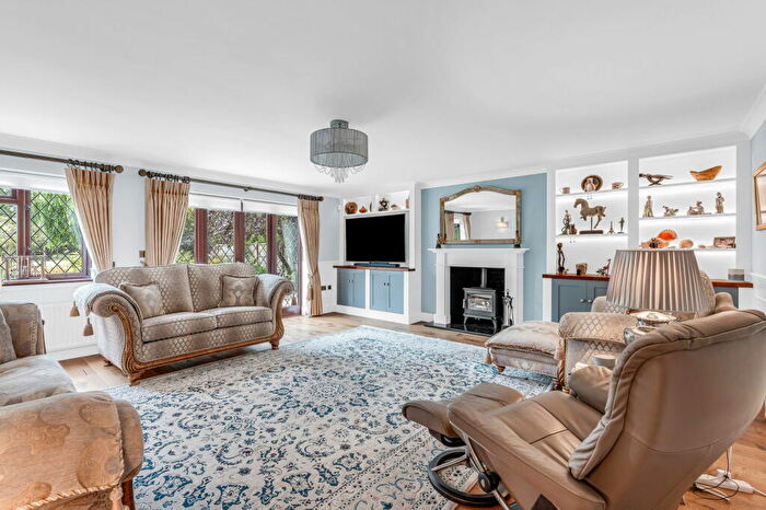 5 Bedroom Detached House For Sale In Ferry Road, North Fambridge, Chelmsford, CM3