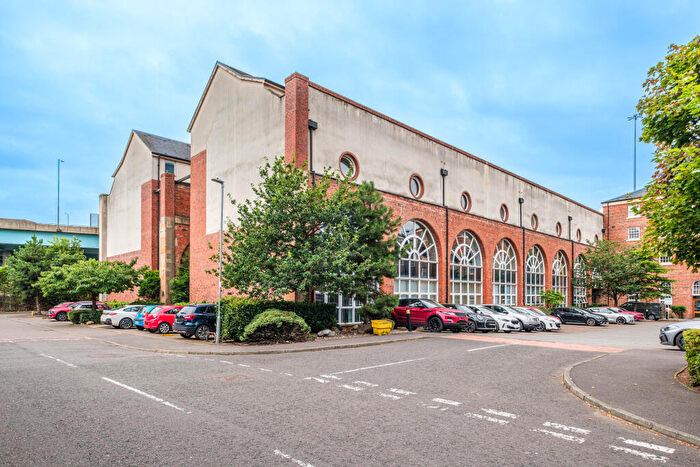 2 Bedroom Flat For Sale In Cook Street, Tradeston, Glasgow, G5