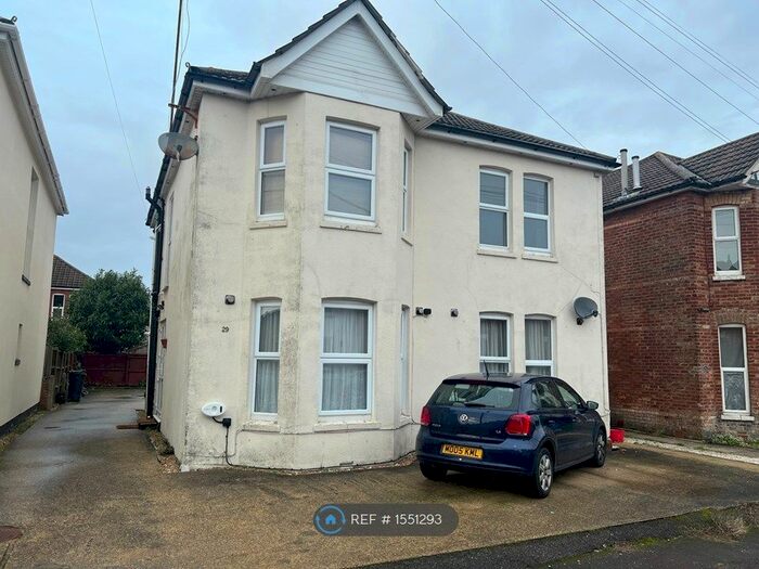 3 Bedroom Flat To Rent In Gerald Road, Bournemouth, BH3