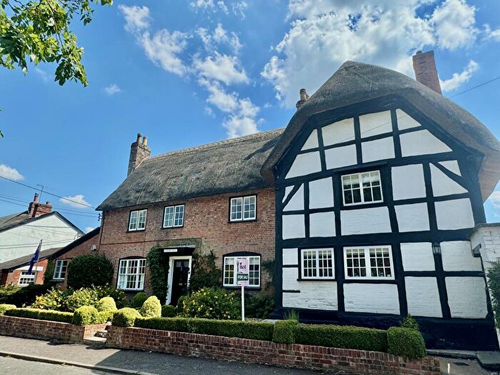 5 Bedroom Detached House For Sale In Jarvis St, Upavon, Wiltshire, SN9