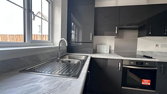 2 Bedroom Detached House For Sale In Isleport Road, Highbridge, TA9