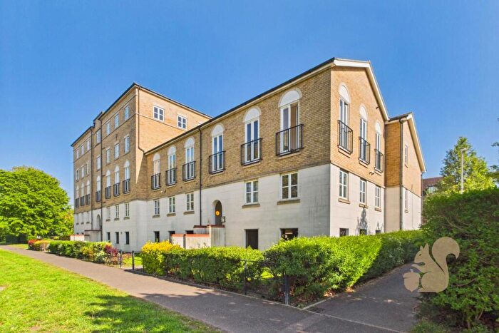 2 Bedroom Apartment For Sale In Circular Road South, Colchester, CO2