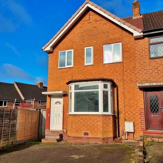 3 Bedroom Property To Rent In Barbara Road, Hall Green, Birmingham, B28