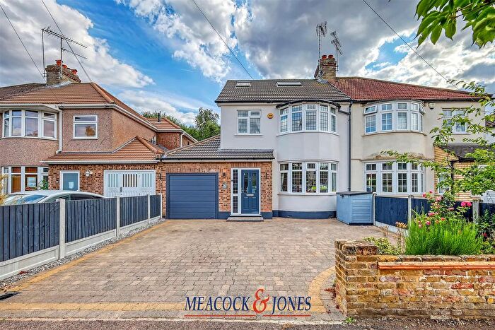 4 Bedroom Semi-Detached House For Sale In Oliver Road, Shenfield, Brentwood, CM15