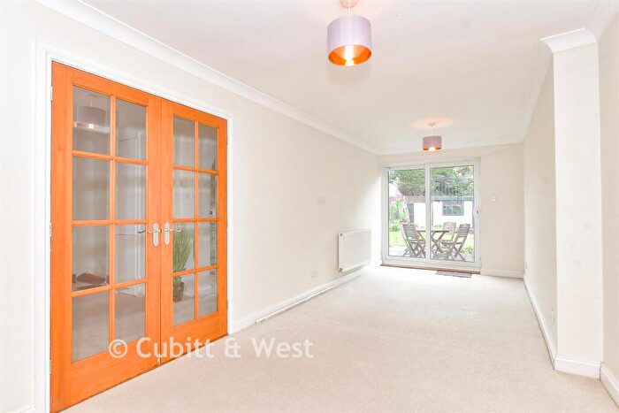 3 Bedroom Terraced House For Sale In Richmond Drive, Hayling Island, Hampshire, PO11