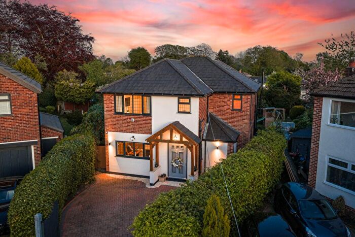 4 Bedroom Detached House For Sale In Winchester Drive, Sale, M33