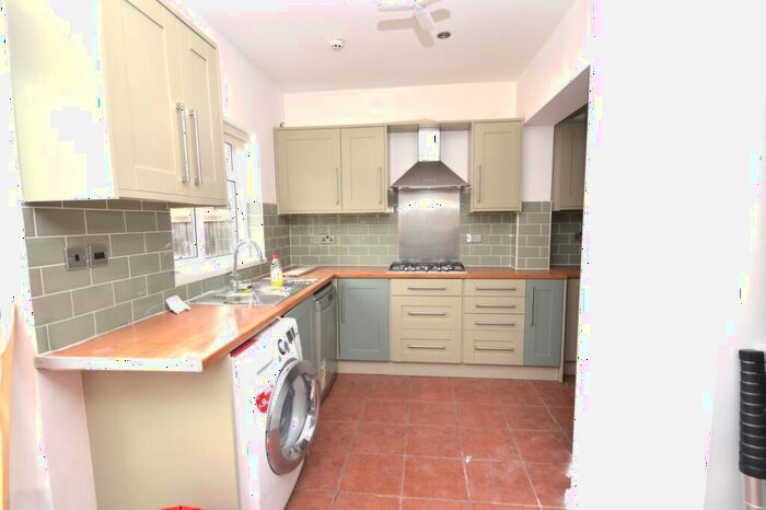 3 Bedroom Terraced House To Rent In Meads Lane, Seven Kings, Ilford, Essex, IG3