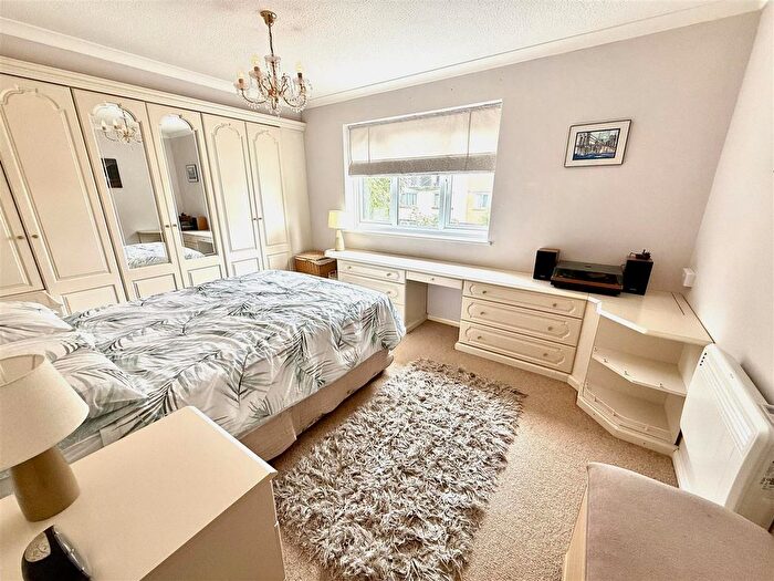 2 Bedroom Flat For Sale In Ambassador House, Marina, Swansea, SA1
