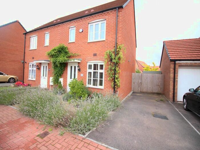 3 Bedroom Semi-Detached House To Rent In Lysaght Gardens, Newport, Gwent, NP19
