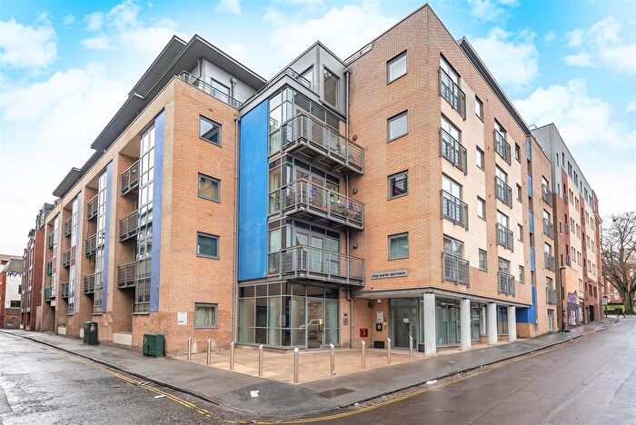 1 Bedroom Flat For Sale In King Square Avenue, Bristol, BS2