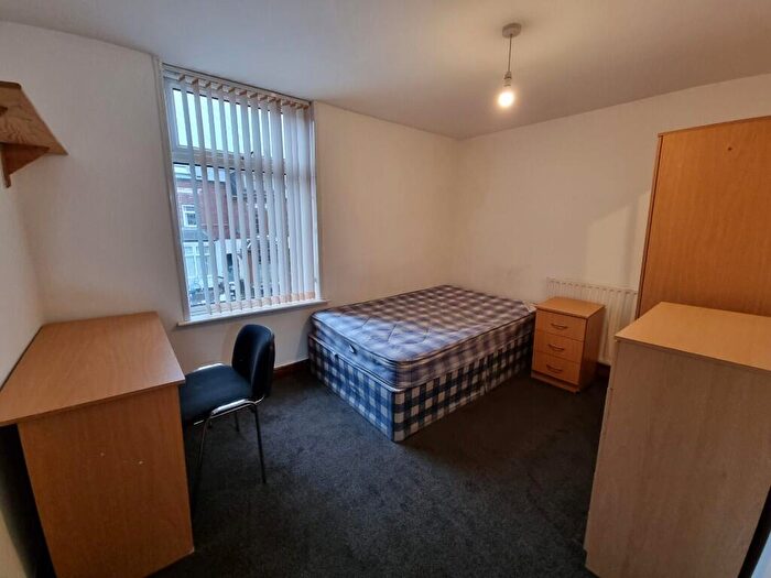 5 Bedroom Terraced House To Rent In Dawlish Road, Birmingham, B29