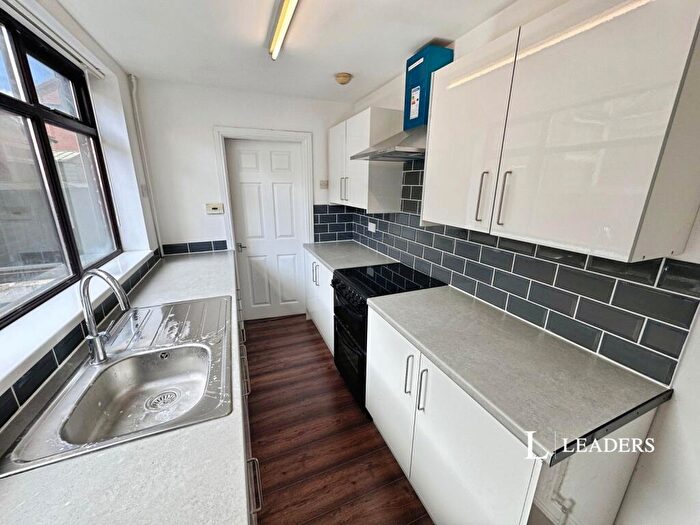 2 Bedroom Terraced House To Rent In Hartshill Road, Stoke-on-Trent, Staffordshire, ST4