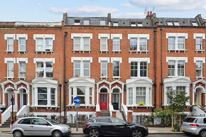 2 Bedroom Flat To Rent In Messina Avenue, West Hampstead, NW6