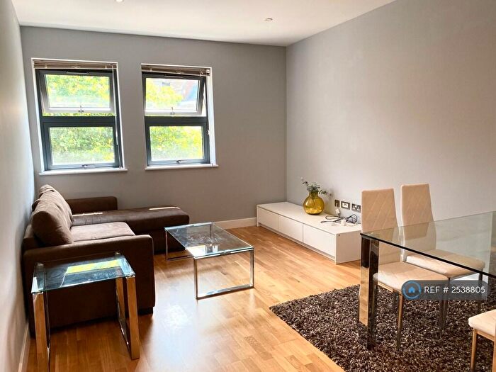 1 Bedroom Flat To Rent In Market Place, Reading, RG1