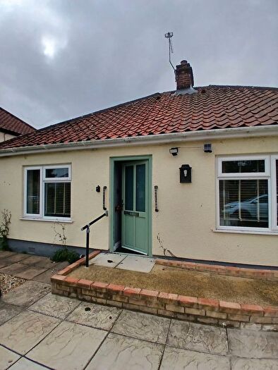 3 Bedroom Bungalow To Rent In Mayfield Avenue, Norwich, Norfolk, NR6