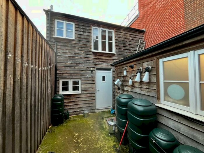 2 Bedroom House To Rent In St Johns Street, IP33