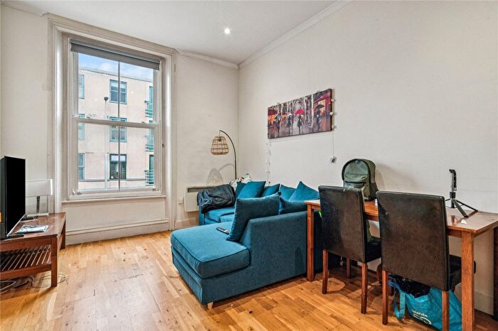 2 Bedroom Flat To Rent In Wandsworth Road, London, SW8
