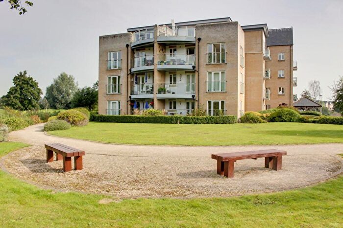 2 Bedroom Flat To Rent In Skipper Way, Little Paxton, PE19