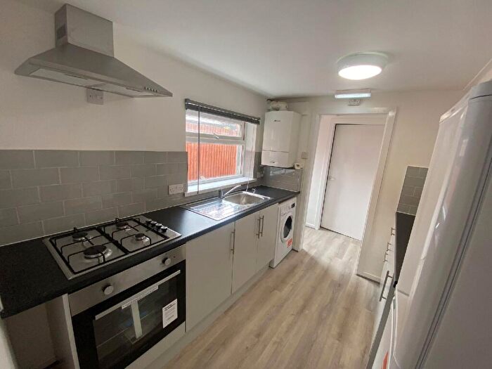 4 Bedroom House To Rent In Mostyn Road, Edgbaston, Birmingham, West Midlands, B16