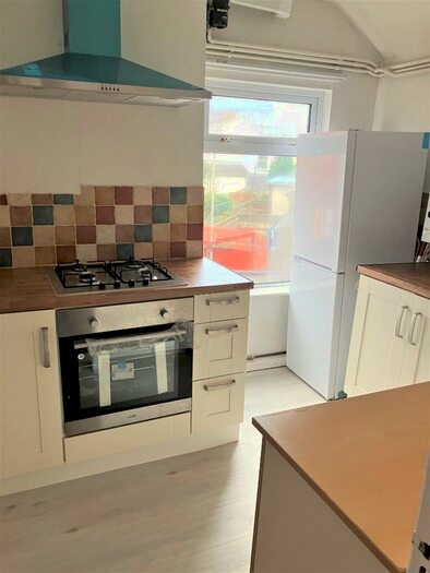 1 Bedroom Flat To Rent In Earl Street, Cardiff(City), CF11