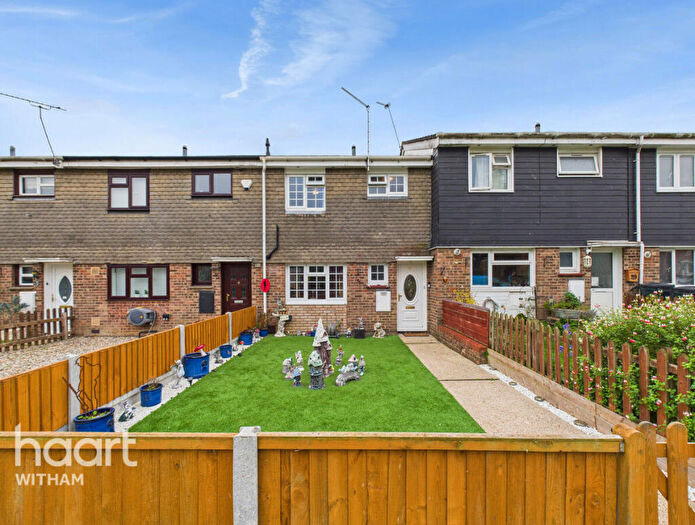 3 Bedroom Terraced House For Sale In Humber Road, Witham, CM8