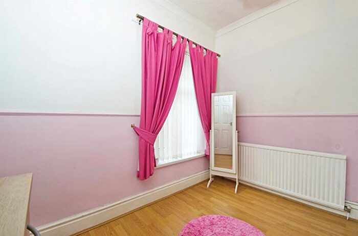 3 Bedroom Terraced House For Sale In Oakdale Terrace, Tonypandy, CF40