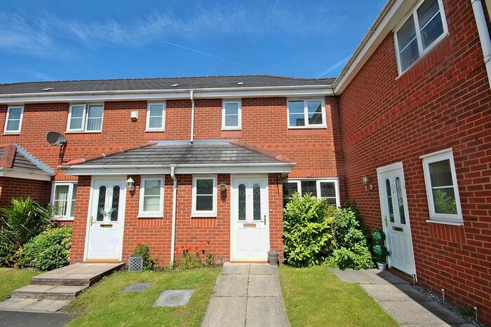 3 Bedroom Mews To Rent In Berkeley Close, Warrington, WA5