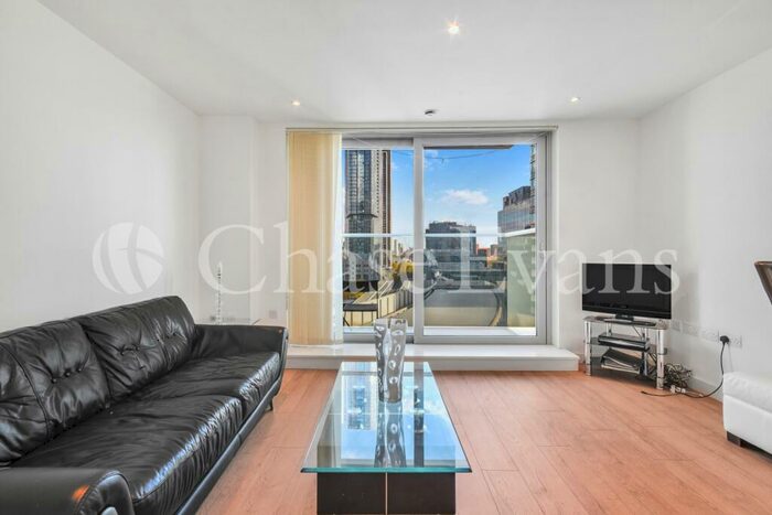 1 Bedroom Flat To Rent In Pan Peninsula, Pan Peninsula Square, Canary Wharf, London, E14