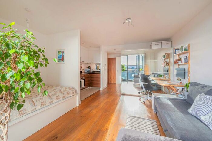 Studio To Rent In Forge Square, Canary Wharf, London, E14