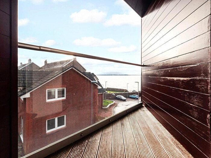 2 Bedroom Flat For Sale In Chaseley Gardens, Skelmorlie, North Ayrshire, PA17