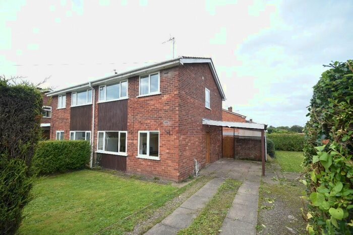 4 Bedroom Semi-Detached House To Rent In Greenacres Way, Newport, TF10