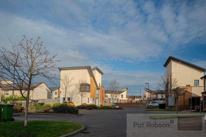 3 Bedroom Semi-Detached House To Rent In Radstock Walk, Walker, Newcastle Upon Tyne, NE6