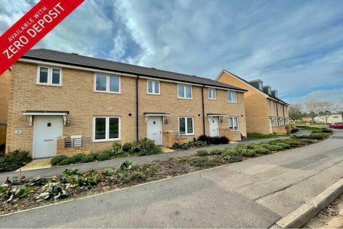 3 Bedroom Property To Rent In Howe Road, Gosport, PO13