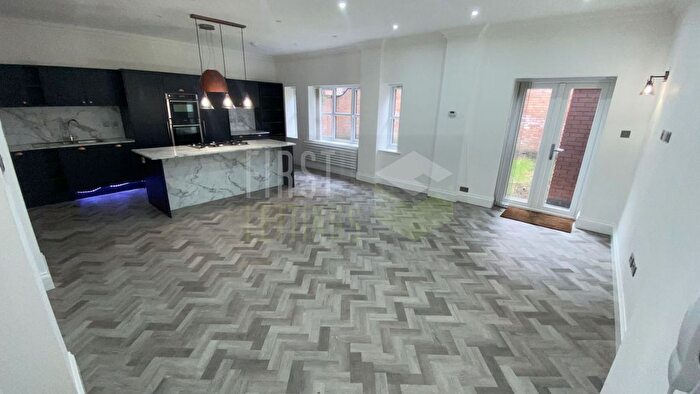 4 Bedroom Detached House To Rent In St. Johns Road, Stoneygate, LE2