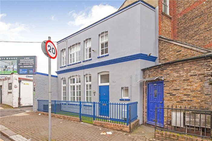 1 Bedroom Semi-Detached House For Sale In Ingate Place, London, SW8