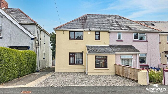 3 Bedroom End Of Terrace House For Sale In Portfield, Haverfordwest, SA61