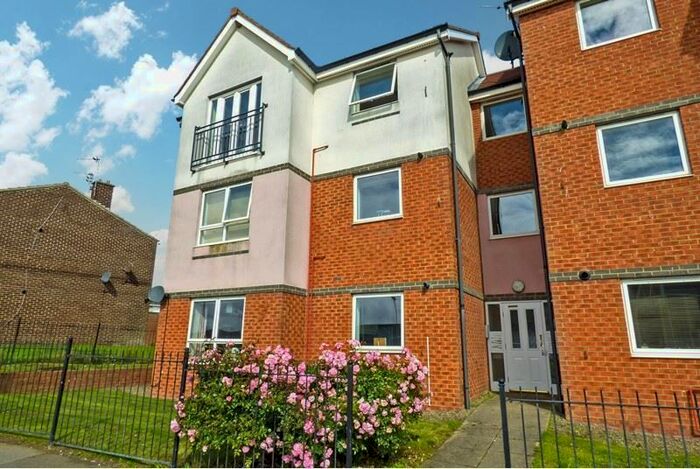 2 Bedroom Flat To Rent In Hindmarsh Drive, Ashington, NE63