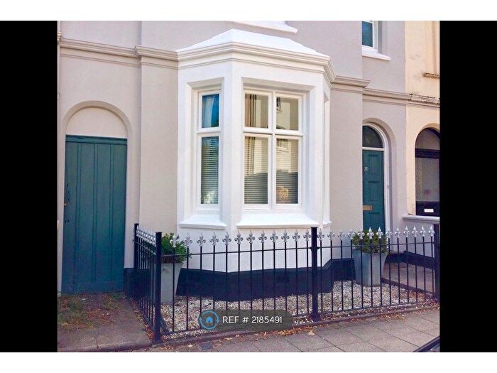 4 Bedroom Terraced House To Rent In Clarendon Avenue, Leamington Spa, CV32