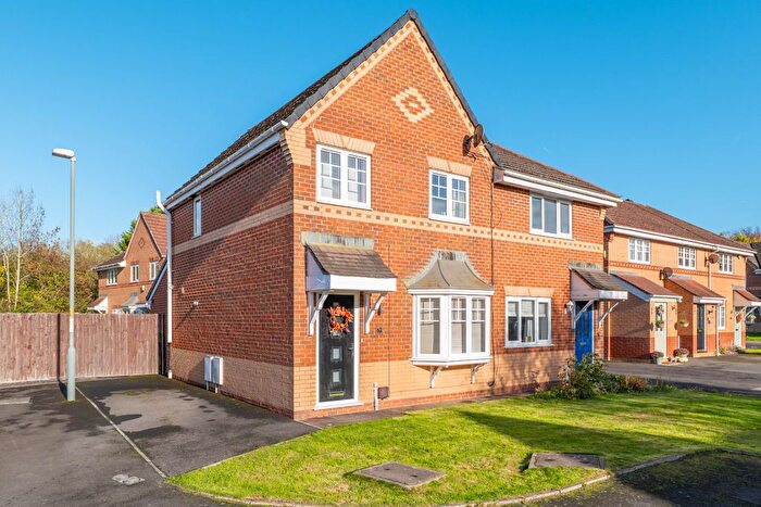 3 Bedroom Semi Detached House For Sale In Cloughfield, Penwortham, PR1