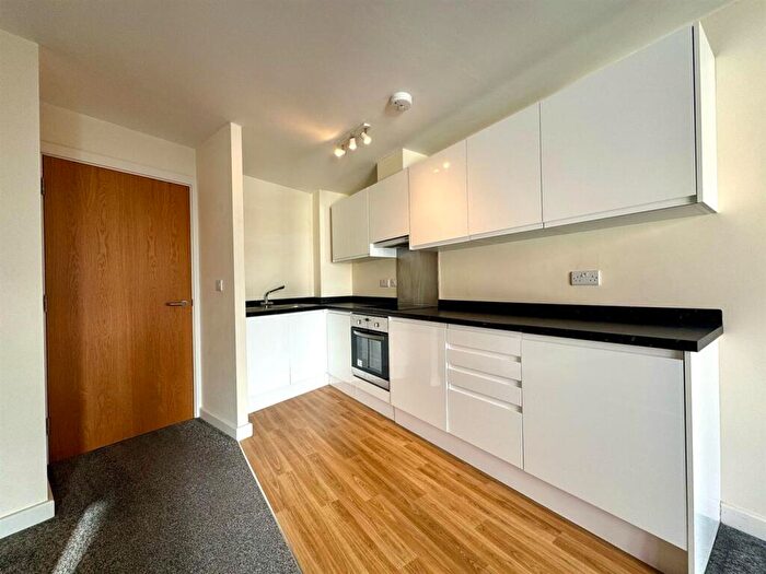 2 Bedroom Apartment To Rent In Carver Street, Birmingham, B1