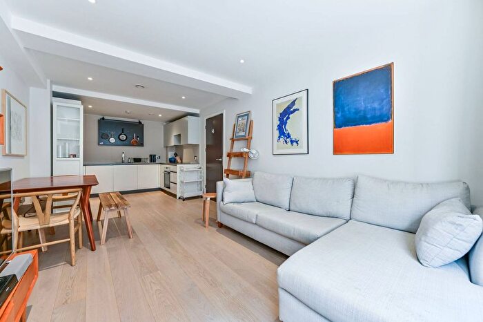 1 Bedroom Flat For Sale In The Cooper Building, Wharf Road, London, Islington, London, N1